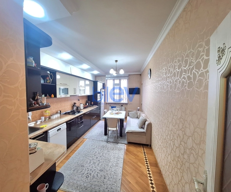 Satış 3 otaqlı Yeni Tikili bina evi  107m², Bakı