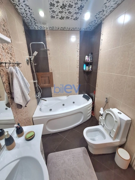 Satış 3 otaqlı Yeni Tikili bina evi  107m², Bakı