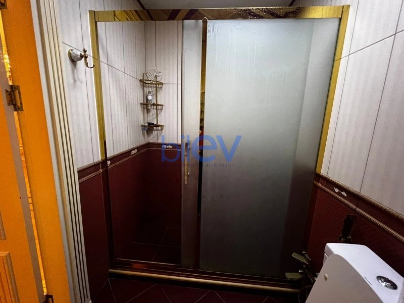 Aylıq Kirayə 4 otaqlı Yeni Tikili bina evi  236m², Bakı