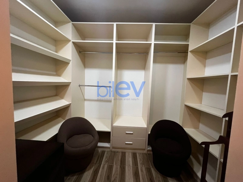 Aylıq Kirayə 4 otaqlı Yeni Tikili bina evi  236m², Bakı