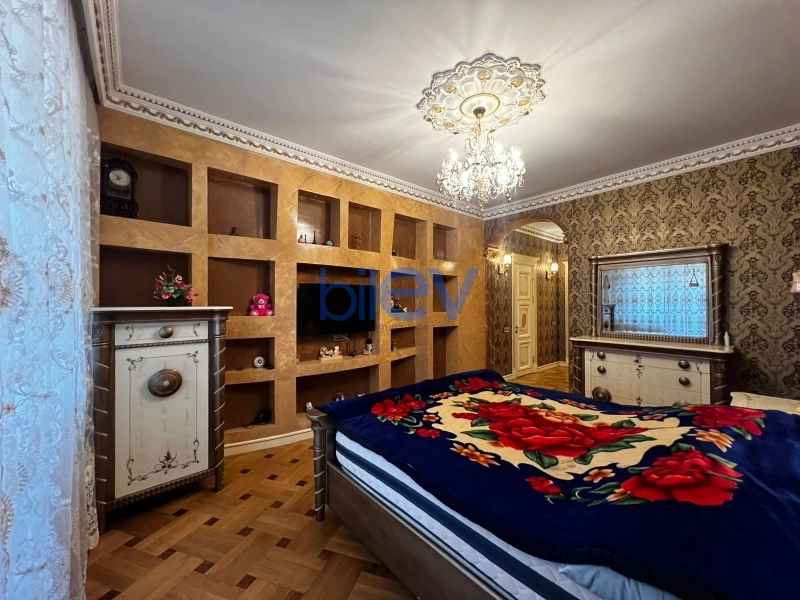 Aylıq Kirayə 4 otaqlı Yeni Tikili bina evi  236m², Bakı