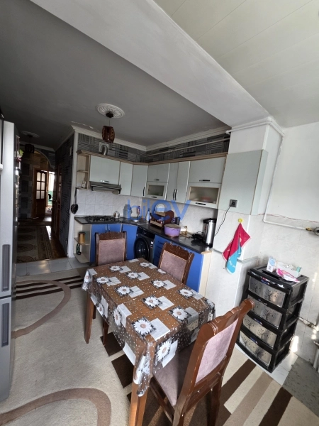 Satış 3 otaqlı Köhnə Tikili bina evi  100m², Bakı