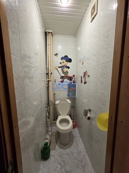 Satış 3 otaqlı Köhnə Tikili bina evi  100m², Bakı