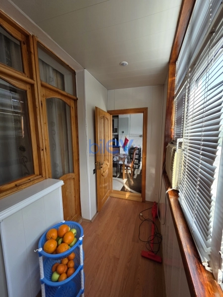 Satış 3 otaqlı Köhnə Tikili bina evi  100m², Bakı
