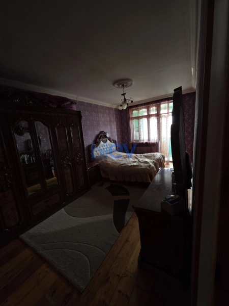 Satış 3 otaqlı Köhnə Tikili bina evi  100m², Bakı