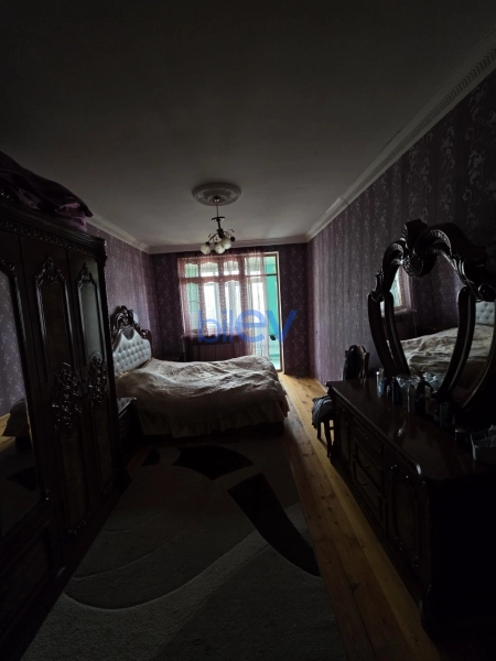 Satış 3 otaqlı Köhnə Tikili bina evi  100m², Bakı