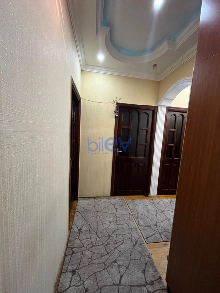 Satış 3 otaqlı Köhnə Tikili bina evi  90m², Bakı