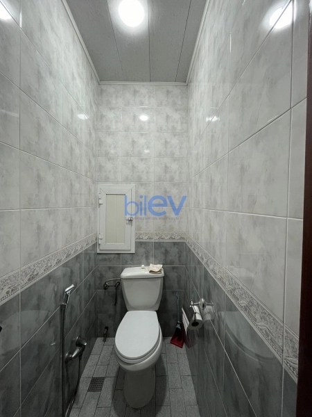 Satış 3 otaqlı Köhnə Tikili bina evi  90m², Bakı