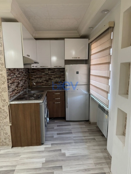 Aylıq Kirayə 2 otaqlı Köhnə Tikili bina evi  63m², Bakı