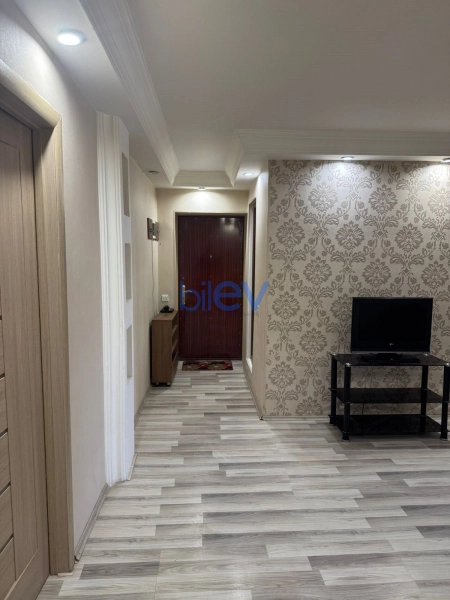 Aylıq Kirayə 2 otaqlı Köhnə Tikili bina evi  63m², Bakı