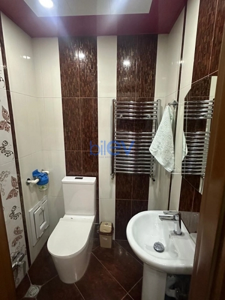Satış 2 otaqlı Yeni Tikili bina evi  90m², Bakı