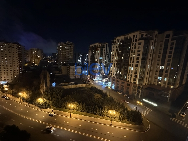 Satış 3 otaqlı Yeni Tikili bina evi  102m², Bakı