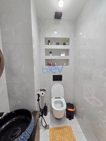 Satış 3 otaqlı Yeni Tikili bina evi  127m², Bakı