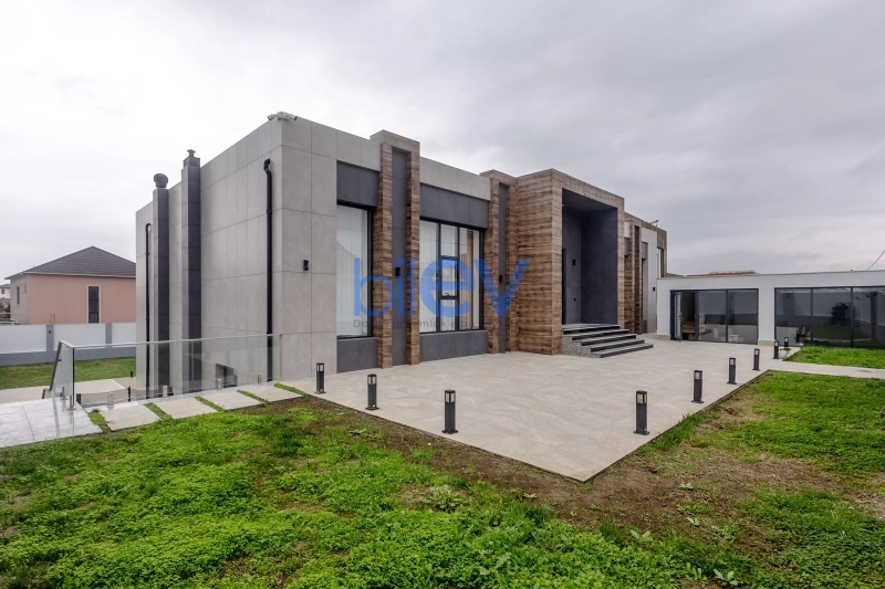 Satış 6 otaqlı Villa  460m², Bakı