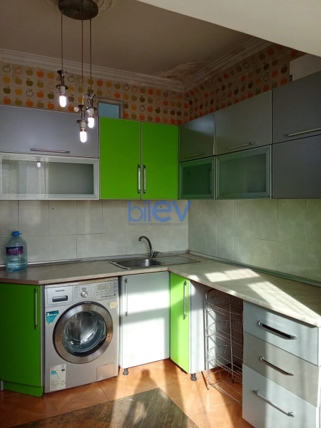 Aylıq Kirayə 5 otaqlı Yeni Tikili bina evi  125m², Bakı