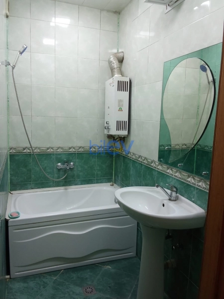 Aylıq Kirayə 5 otaqlı Yeni Tikili bina evi  125m², Bakı