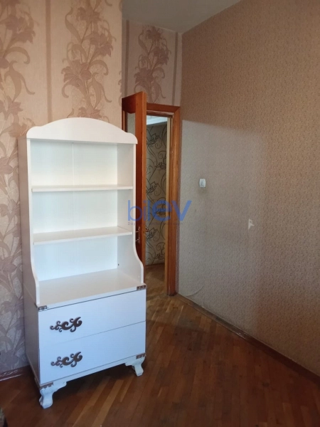 Aylıq Kirayə 5 otaqlı Yeni Tikili bina evi  125m², Bakı