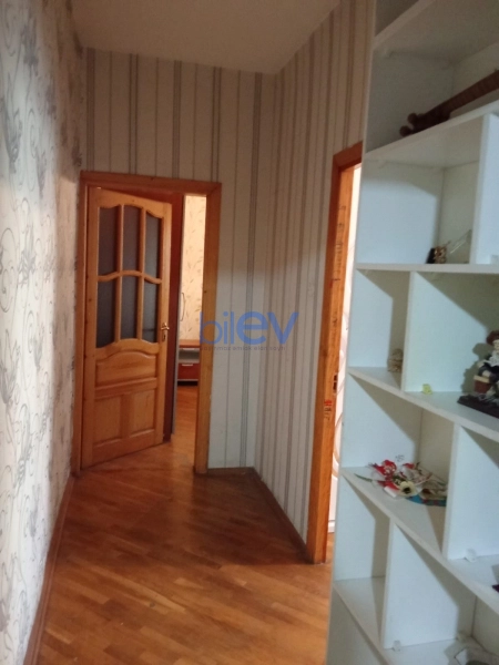 Aylıq Kirayə 5 otaqlı Yeni Tikili bina evi  125m², Bakı