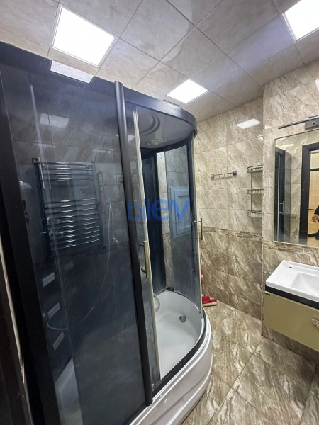 Satış 3 otaqlı Yeni Tikili bina evi  122m², Bakı