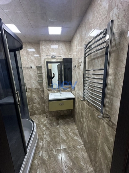 Satış 3 otaqlı Yeni Tikili bina evi  122m², Bakı
