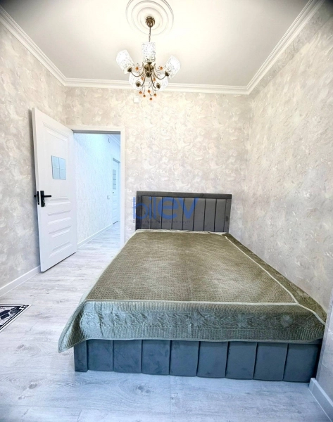 Aylıq Kirayə 2 otaqlı Köhnə Tikili bina evi  60m², Bakı