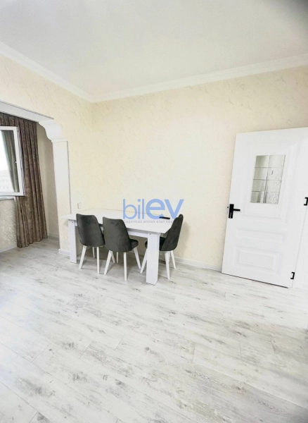 Aylıq Kirayə 2 otaqlı Köhnə Tikili bina evi  60m², Bakı