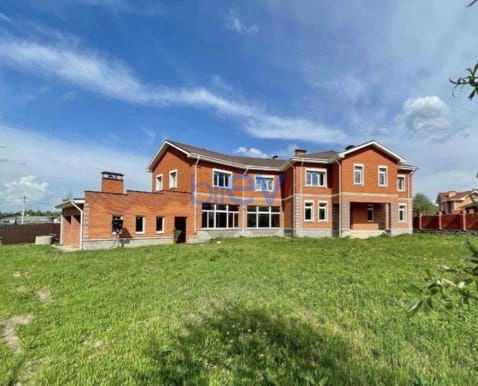 Satış 10 otaqlı Villa  900m², Bakı