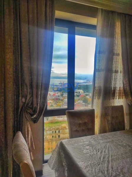 Satış 4 otaqlı Yeni Tikili bina evi  125m², Bakı