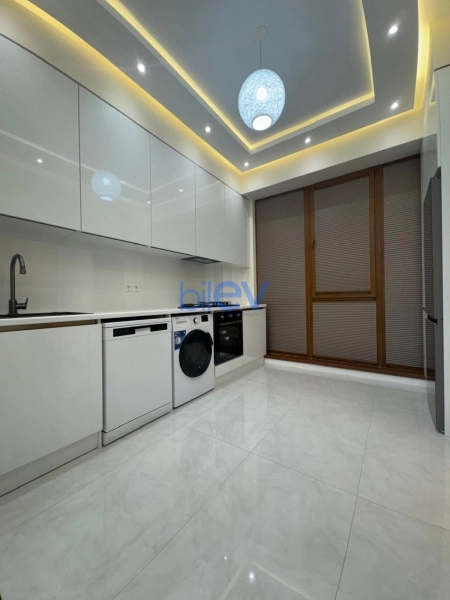 Satış 4 otaqlı Yeni Tikili bina evi  100m², Bakı
