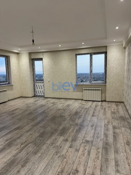 Satış 3 otaqlı Yeni Tikili bina evi  120m², Bakı