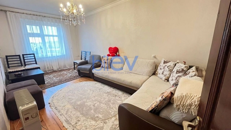 Satış 3 otaqlı Köhnə Tikili bina evi  65m², Bakı
