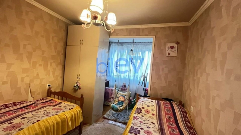 Satış 3 otaqlı Köhnə Tikili bina evi  65m², Bakı
