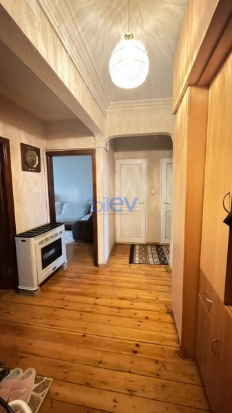 Satış 3 otaqlı Köhnə Tikili bina evi  65m², Bakı
