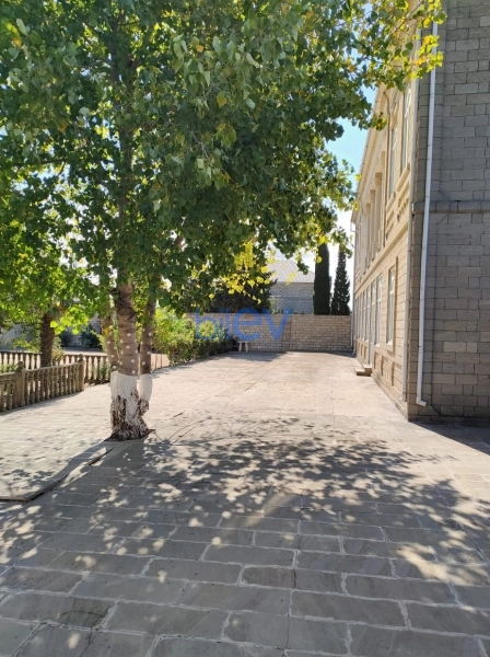 Satış 14 otaqlı Obyekt  840m², Bakı