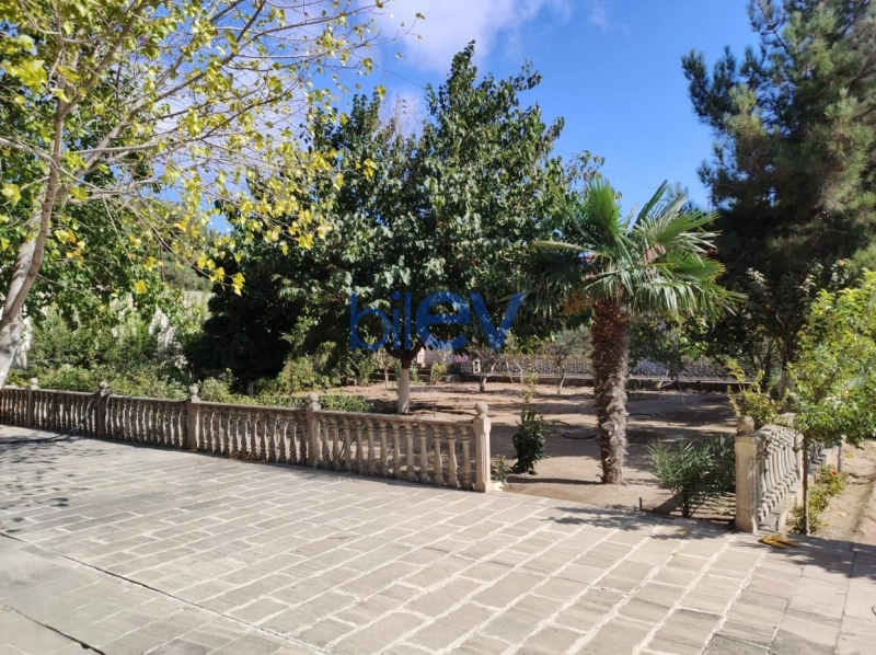 Satış 14 otaqlı Obyekt  840m², Bakı