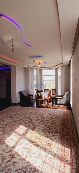 Satış 5 otaqlı Bağ evi  220m², Bakı