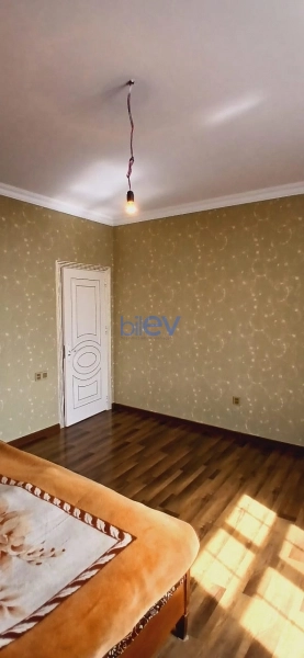 Satış 5 otaqlı Bağ evi  220m², Bakı