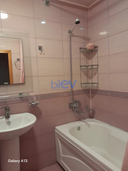 Aylıq Kirayə 2 otaqlı Köhnə Tikili bina evi  55m², Bakı