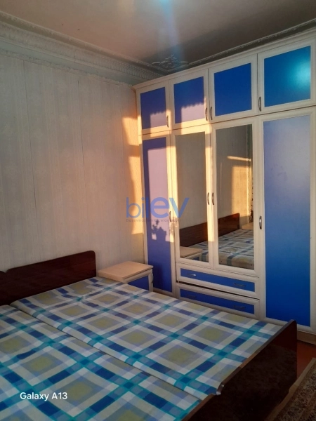 Aylıq Kirayə 2 otaqlı Köhnə Tikili bina evi  55m², Bakı