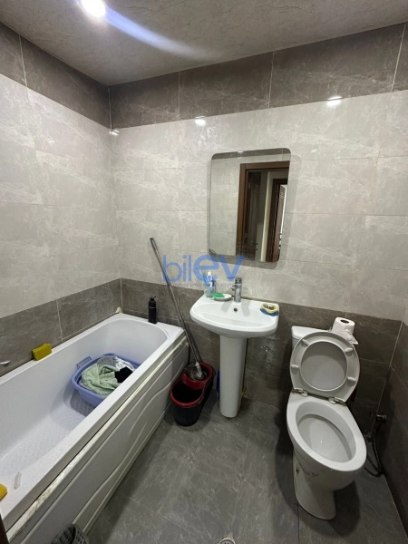 Satış 1 otaqlı Yeni Tikili bina evi  40m², Bakı