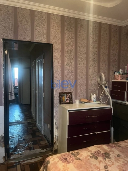 Satış 2 otaqlı Köhnə Tikili bina evi  80m², Bakı
