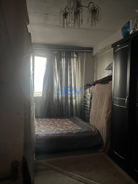 Satış 2 otaqlı Köhnə Tikili bina evi  80m², Bakı