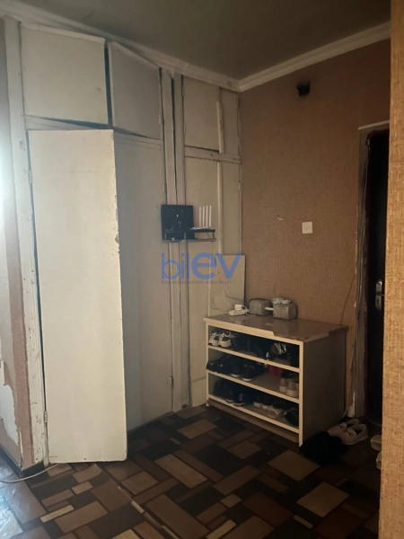 Satış 2 otaqlı Köhnə Tikili bina evi  80m², Bakı