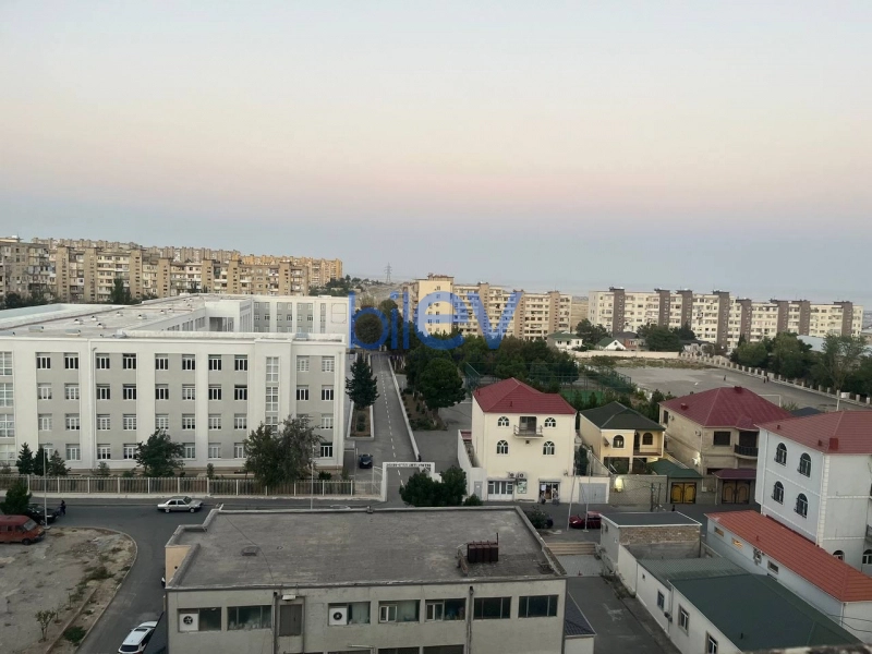 Satış 2 otaqlı Köhnə Tikili bina evi  80m², Bakı