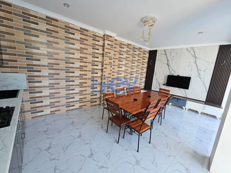Günlük Kirayə 5 otaqlı Həyət evi  300m², Qəbələ