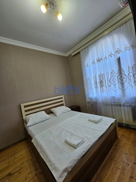 Günlük Kirayə 5 otaqlı Həyət evi  300m², Qəbələ