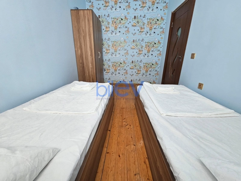 Günlük Kirayə 5 otaqlı Həyət evi  300m², Qəbələ