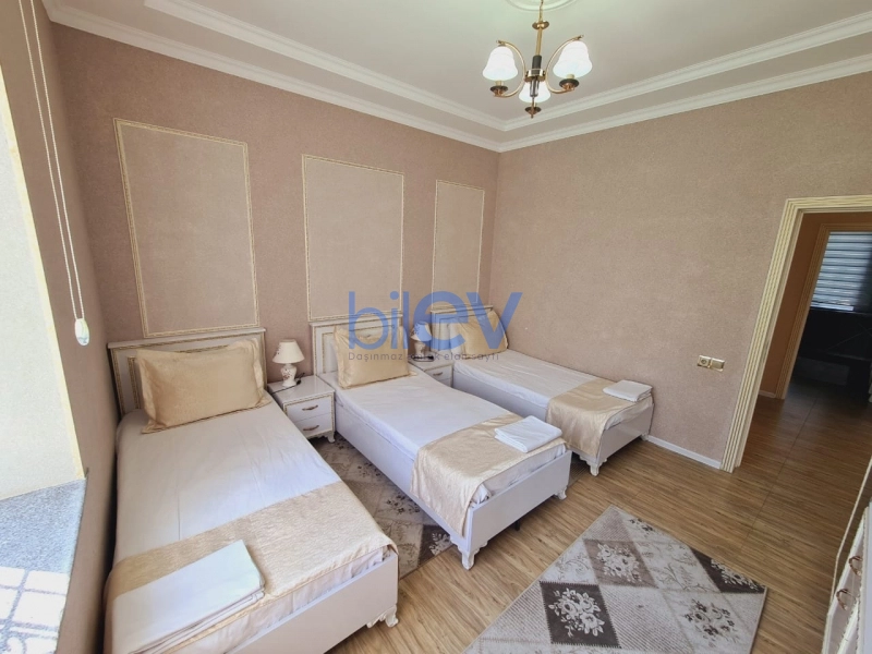 Günlük Kirayə 3 otaqlı Həyət evi  90m², Qəbələ
