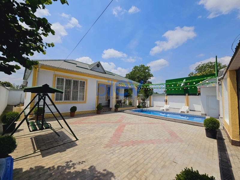 Günlük Kirayə 3 otaqlı Həyət evi  90m², Qəbələ