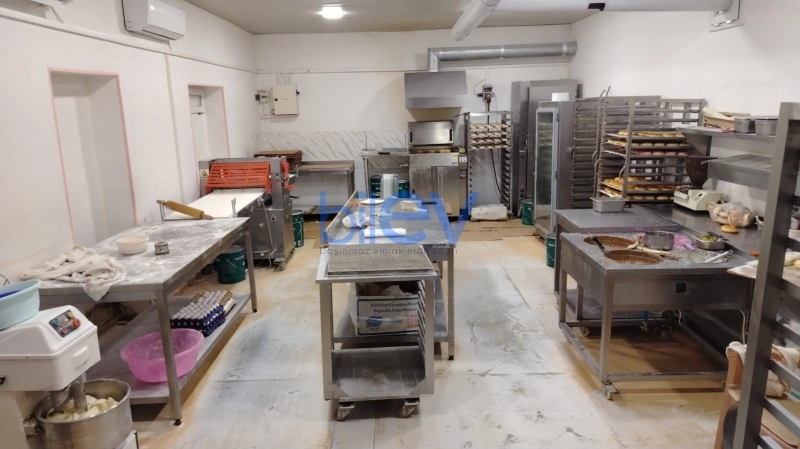 Satış 8 otaqlı Yeni Tikili bina evi  198m², Bakı